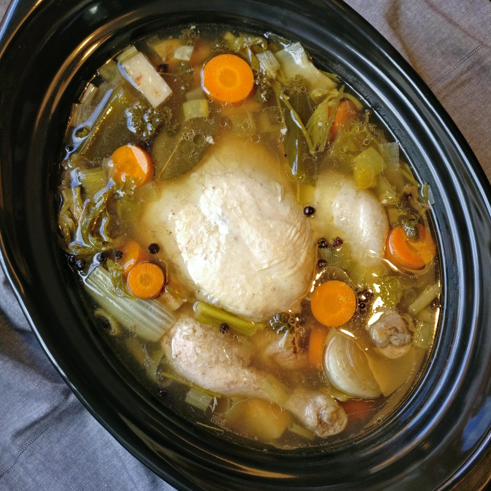 Hühnerbrühe – Mein Grundrezept – Herdgeflüster